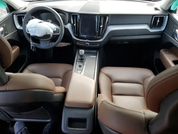 YV4102RKXJ1077228 2018 VOLVO XC60 - Image 8