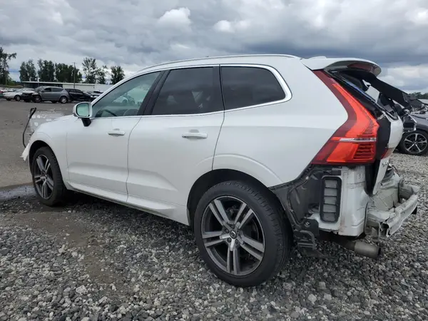 YV4102RKXM1826436 2021 VOLVO XC60 - Image 2