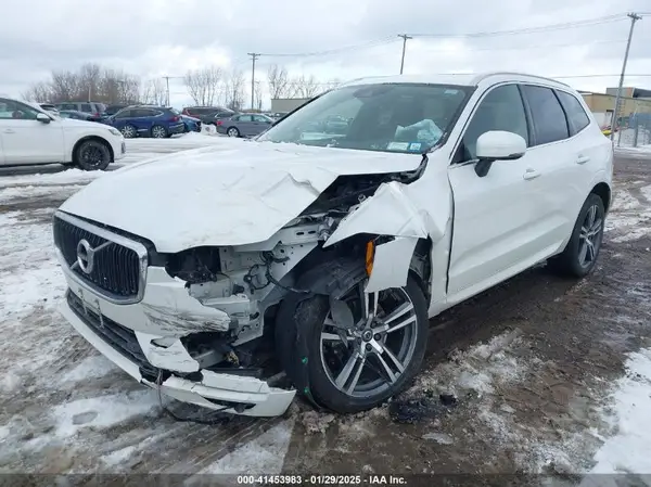 YV4102RKXM1864202 2021 VOLVO XC60 - Image 2