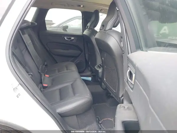 YV4102RL0L1550193 2020 VOLVO XC60 - Image 8