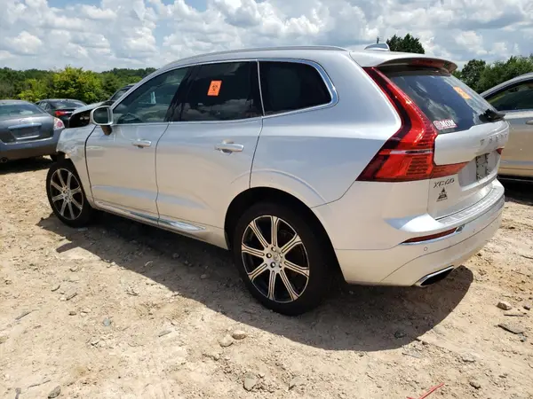 YV4102RL0M1740593 2021 VOLVO XC60 - Image 2