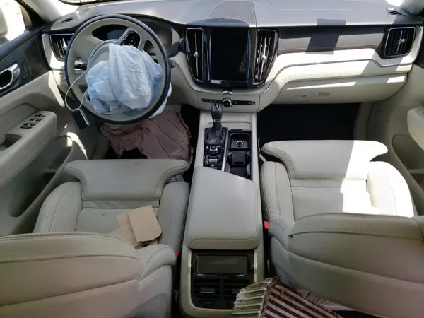 YV4102RL0M1740593 2021 VOLVO XC60 - Image 8