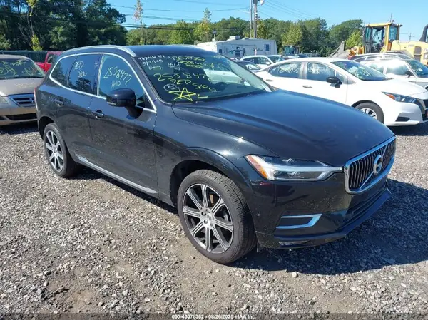 YV4102RL1J1028508 2018 VOLVO XC60 - Image 1