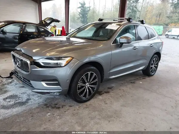 YV4102RL1L1590752 2020 VOLVO XC60 - Image 2