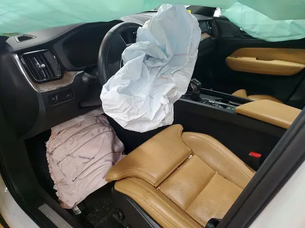 YV4102RL1M1886372 2021 VOLVO XC60 - Image 8
