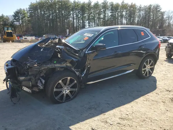 YV4102RL2J1021034 2018 VOLVO XC60 - Image 1