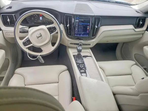 YV4102RL2L1590257 2020 VOLVO XC60 - Image 8
