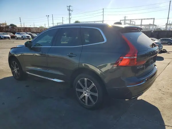 YV4102RL3J1023861 2018 VOLVO XC60 - Image 2