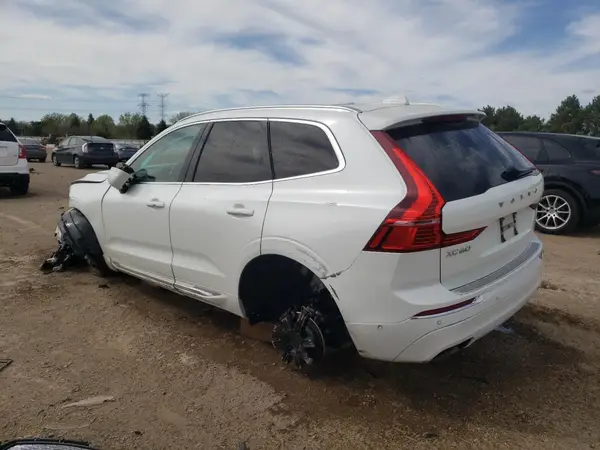 YV4102RL3J1028428 2018 VOLVO XC60 - Image 2
