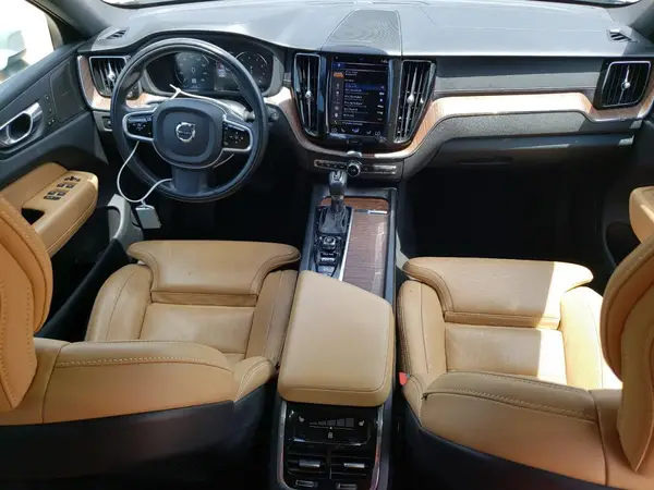 YV4102RL3M1856578 2021 VOLVO XC60 - Image 8