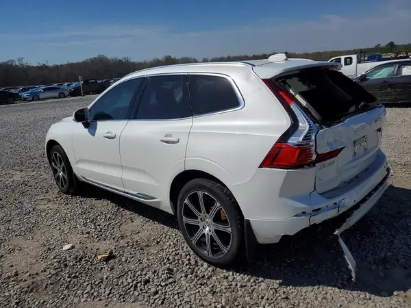 YV4102RL4L1473229 2020 VOLVO XC60 - Image 2