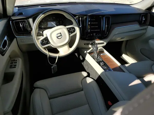 YV4102RL4L1512319 2020 VOLVO XC60 - Image 8