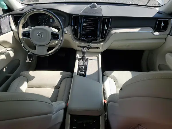 YV4102RL4M1809432 2021 VOLVO XC60 - Image 8