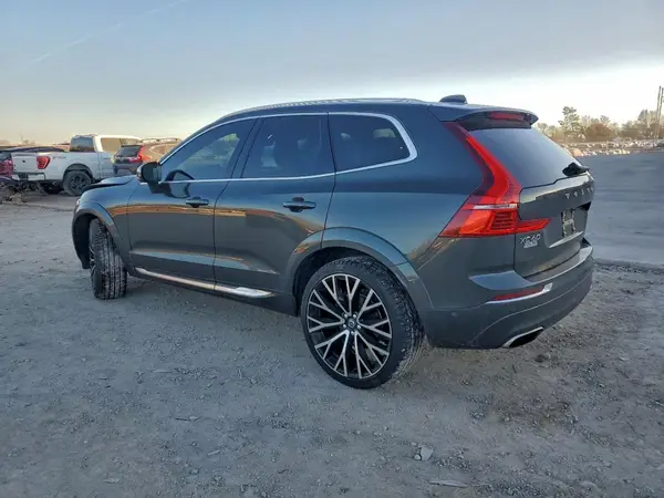 YV4102RL5J1036014 2018 VOLVO XC60 - Image 2