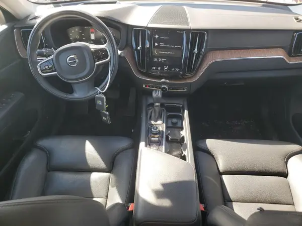 YV4102RL5L1411385 2020 VOLVO XC60 - Image 8