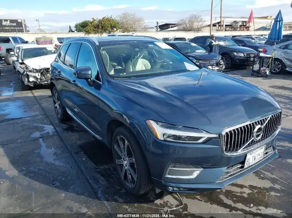 YV4102RL5L1417638 2020 VOLVO XC60 - Image 1