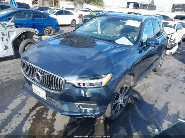 YV4102RL5L1417638 2020 VOLVO XC60 - Image 2