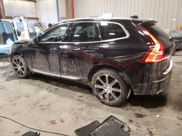 YV4102RL5L1432205 2020 VOLVO XC60 - Image 2
