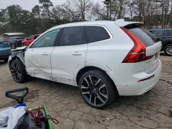 YV4102RL5M1710053 2021 VOLVO XC60 - Image 2