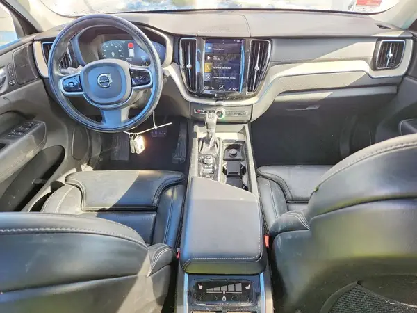 YV4102RL5M1863578 2021 VOLVO XC60 - Image 8
