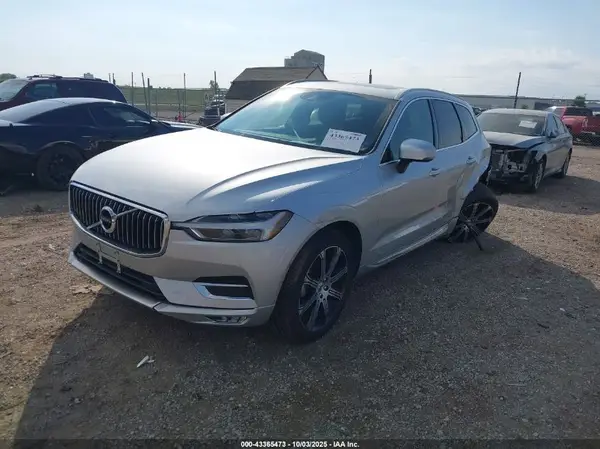 YV4102RL6L1610073 2020 VOLVO XC60 - Image 2