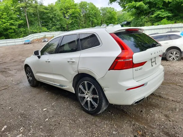 YV4102RL7J1091936 2018 VOLVO XC60 - Image 2