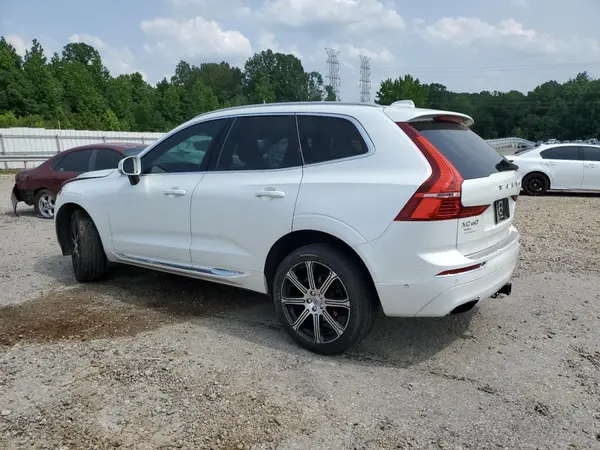 YV4102RL8J1038517 2018 VOLVO XC60 - Image 2