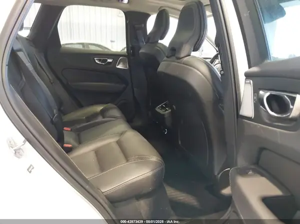 YV4102RL8L1489868 2020 VOLVO XC60 - Image 8