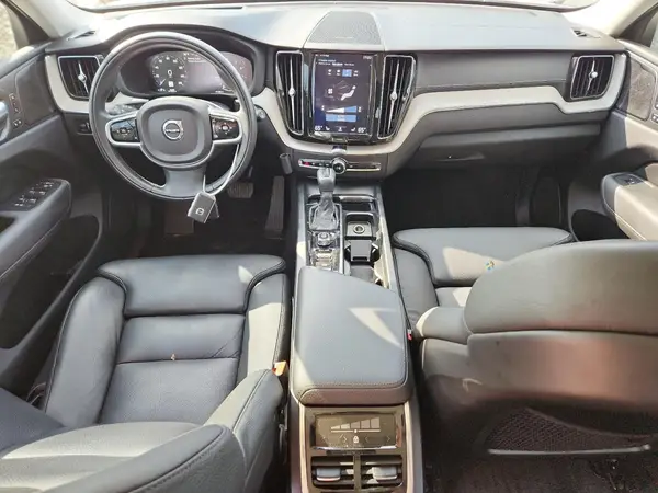YV4102RL8L1534565 2020 VOLVO XC60 - Image 8
