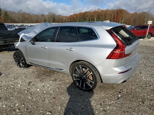 YV4102RL8M1841705 2021 VOLVO XC60 - Image 2