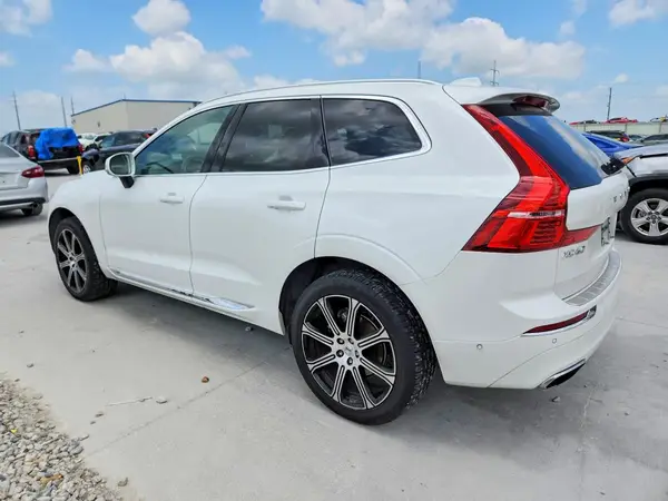 YV4102RL9L1587324 2020 VOLVO XC60 - Image 2