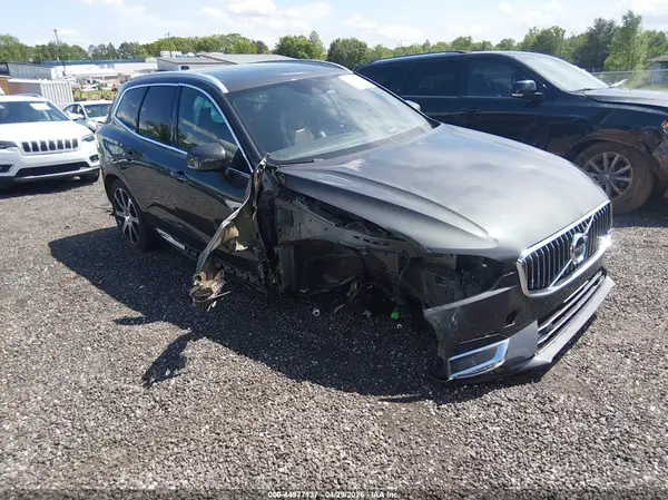 YV4102RL9M1877435 2021 VOLVO XC60 - Image 1