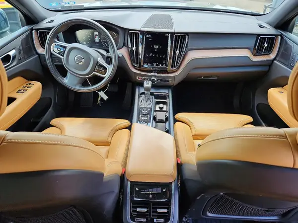 YV4102RLXM1682153 2021 VOLVO XC60 - Image 8