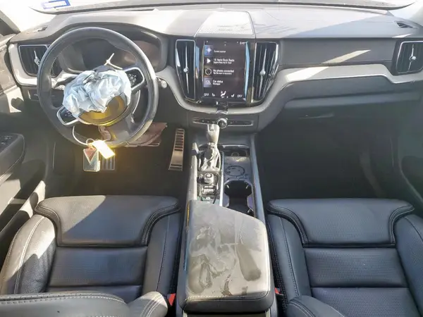 YV4102RLXM1715989 2021 VOLVO XC60 - Image 8