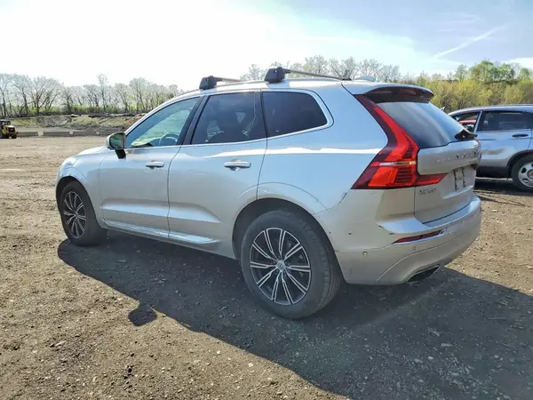 YV4102RLXM1755098 2021 VOLVO XC60 - Image 2