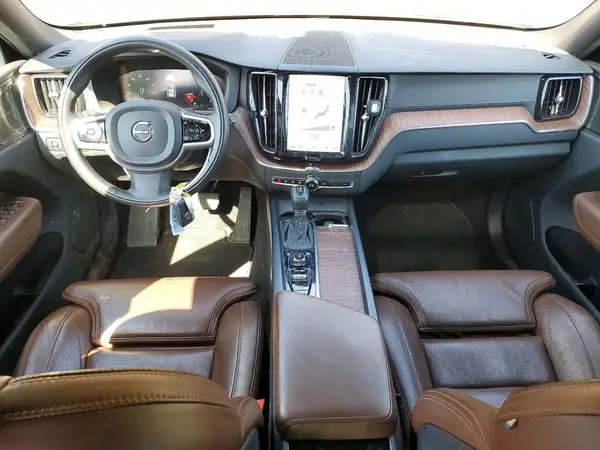 YV4102RLXM1755098 2021 VOLVO XC60 - Image 8