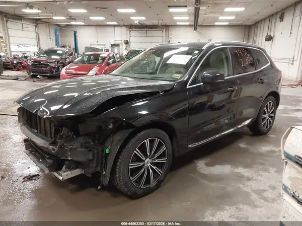YV4102RLXM1850423 2021 VOLVO XC60 - Image 2