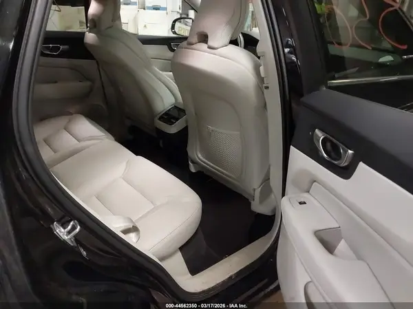 YV4102RLXM1850423 2021 VOLVO XC60 - Image 8