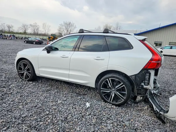YV4102RM0M1830089 2021 VOLVO XC60 - Image 2