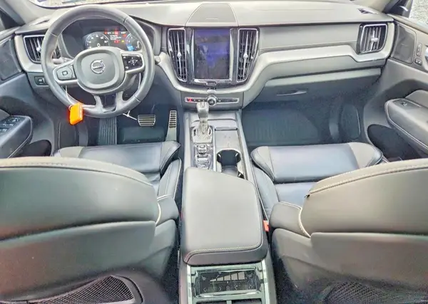 YV4102RM0M1830089 2021 VOLVO XC60 - Image 8