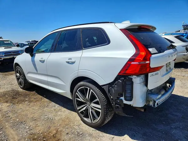 YV4102RM0M1864243 2021 VOLVO XC60 - Image 2