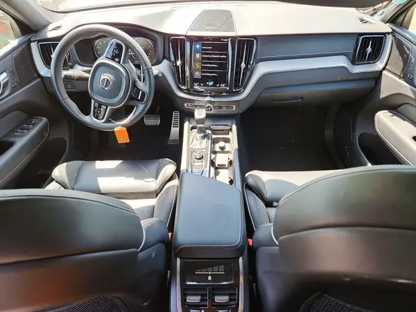 YV4102RM0M1864243 2021 VOLVO XC60 - Image 8