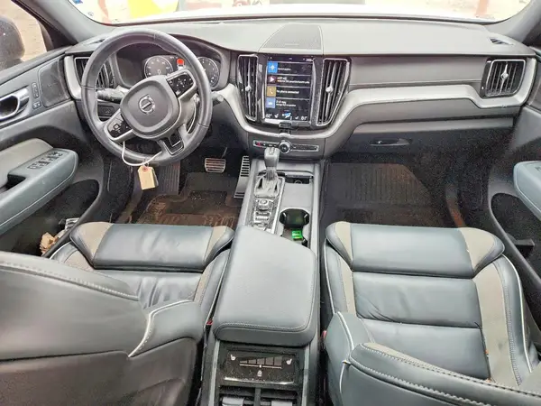 YV4102RM3M1681614 2021 VOLVO XC60 - Image 8