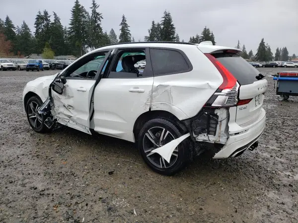 YV4102RM3M1744162 2021 VOLVO XC60 - Image 2