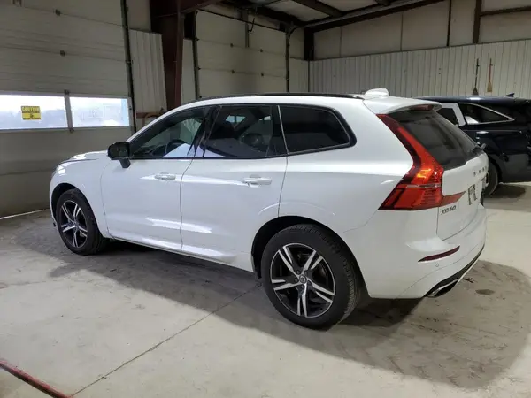 YV4102RM7L1453999 2020 VOLVO XC60 - Image 2