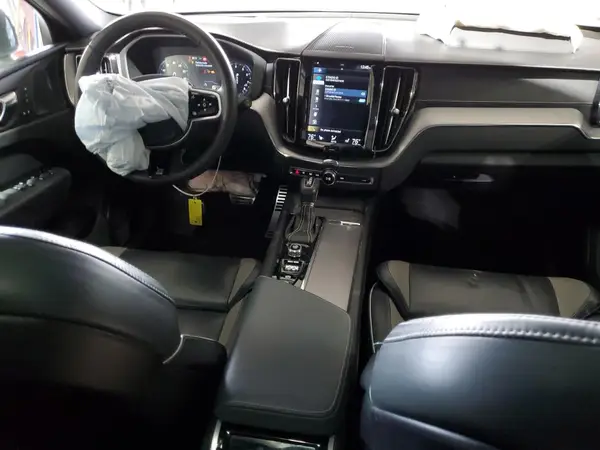 YV4102RM7L1453999 2020 VOLVO XC60 - Image 8
