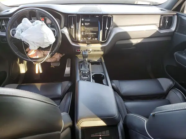 YV4102RM8M1840160 2021 VOLVO XC60 - Image 8