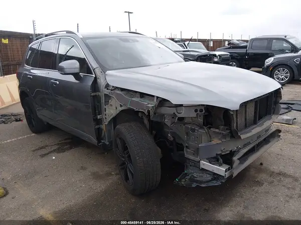 YV4102XK1G1068008 2016 VOLVO XC90 - Image 1