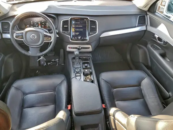 YV4102XK1H1140441 2017 VOLVO XC90 - Image 8