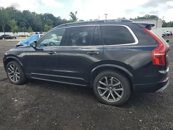 YV4102XK2H1140769 2017 VOLVO XC90 - Image 2